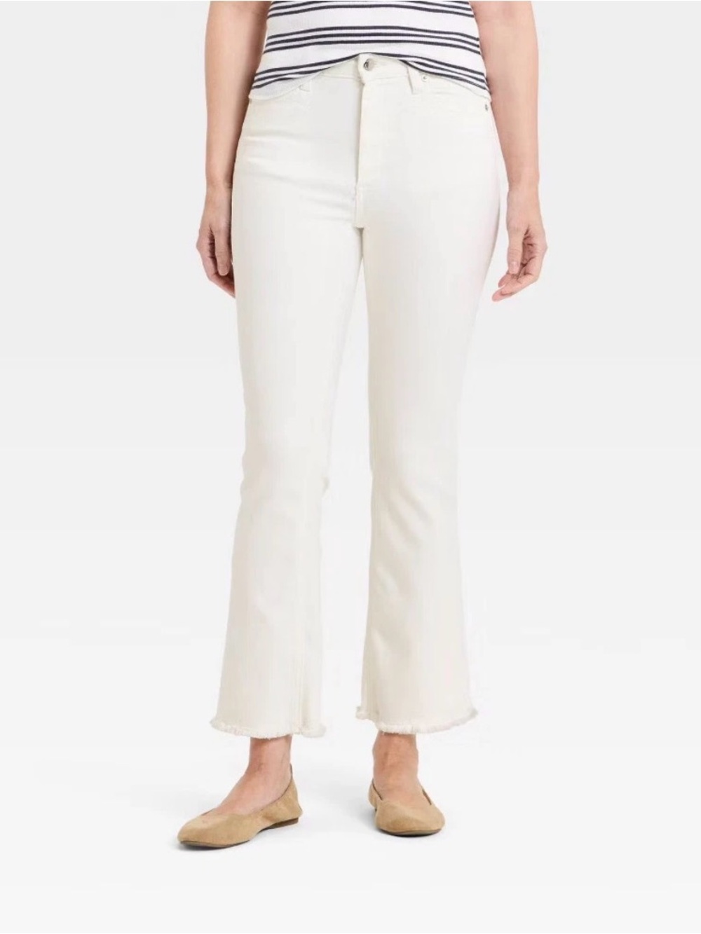 Women's  white jeans High-Rise Flare - Universal Thread  size 2 short
